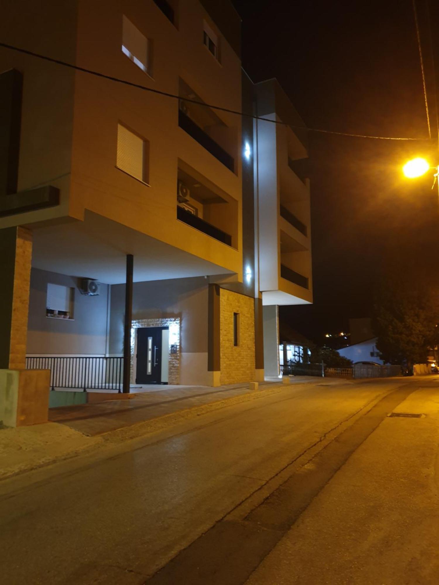 Mia Gi Luxury + Garage Apartment Mostar Exterior photo